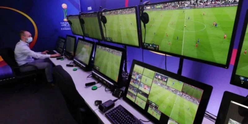 Khám phá hoạt động của VAR 
